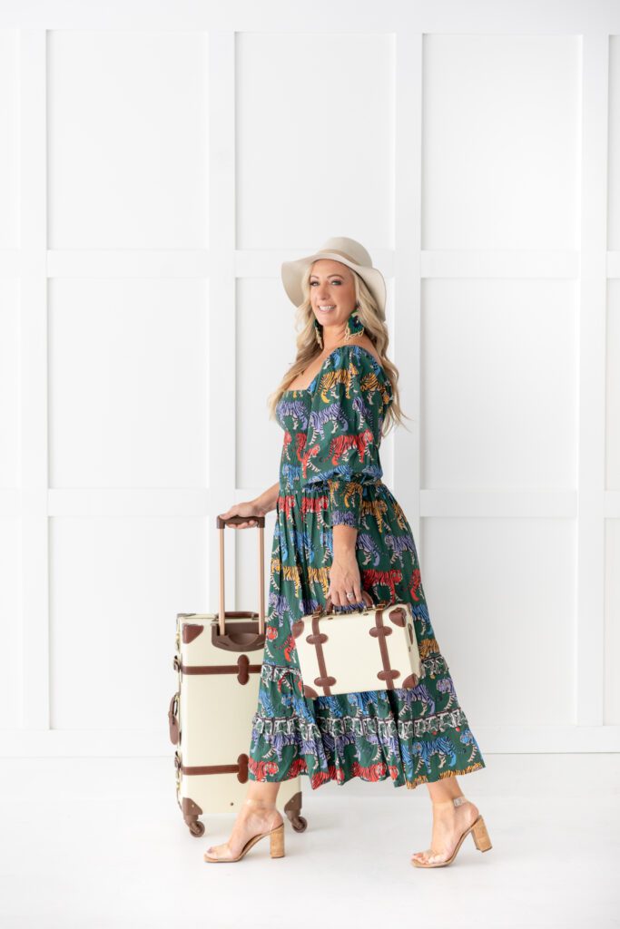 Katie Bean Travels Orlando brand photo session with luxury travel planner 
