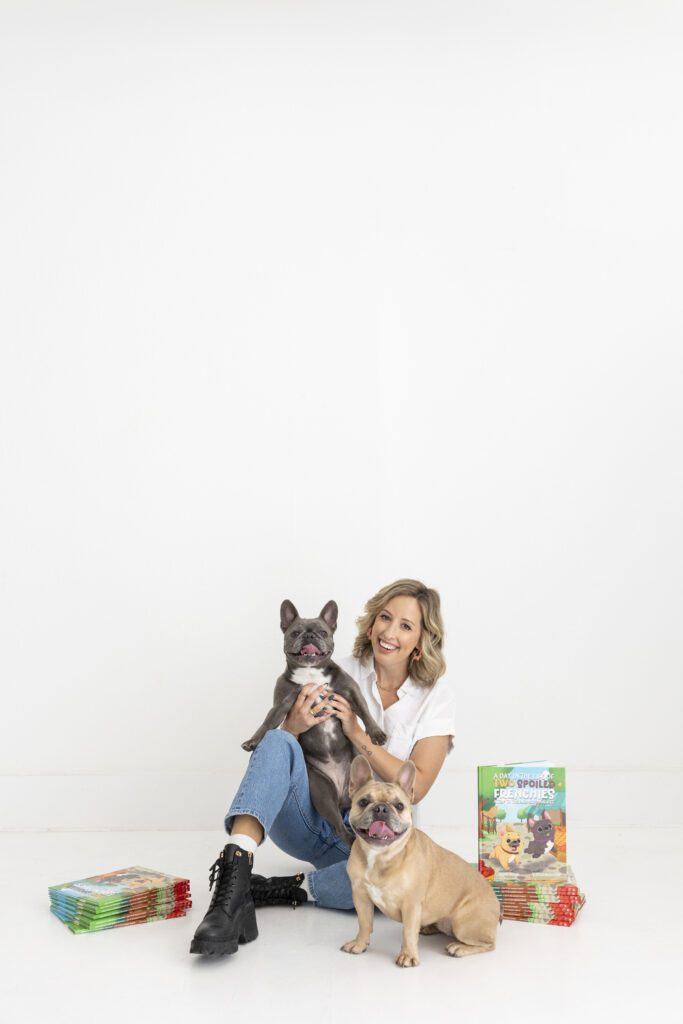 Author Kaylin Bergeson Lavender and Latte Orlando Brand Session